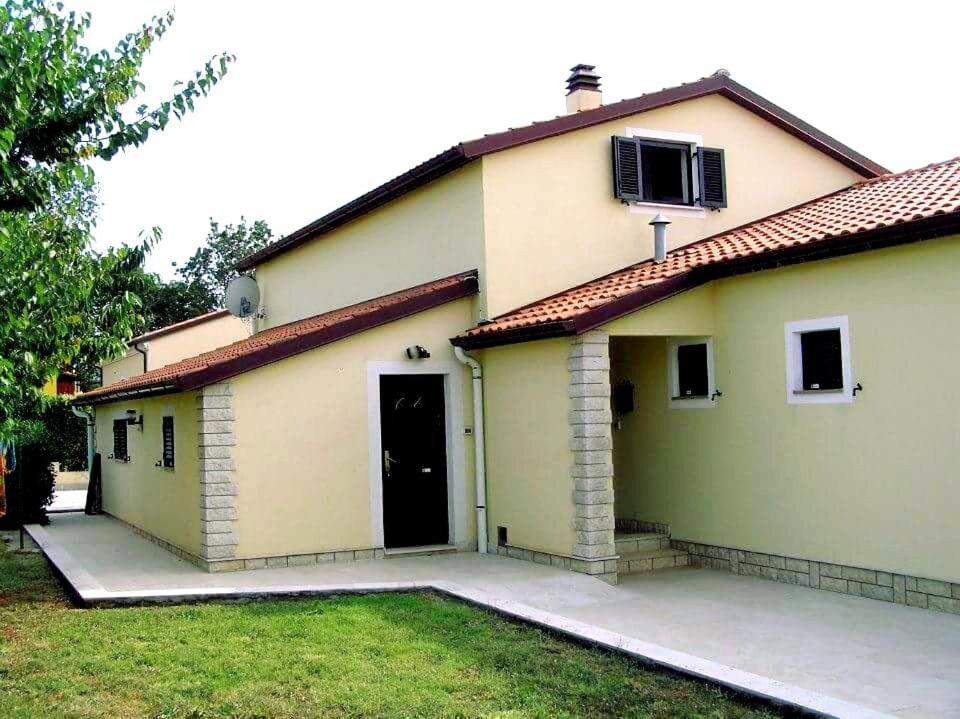Nice, Cosy Studio Apartment With Shared Outdoor Pool Банджоле Экстерьер фото